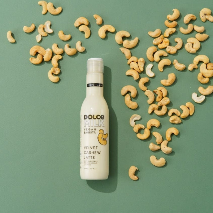 DOLCE MILK Vegan Barista Body Milk Velvet Cashew Latte – Moisturizing & Radiance Boosting Vegan Body Lotion, 200 ml